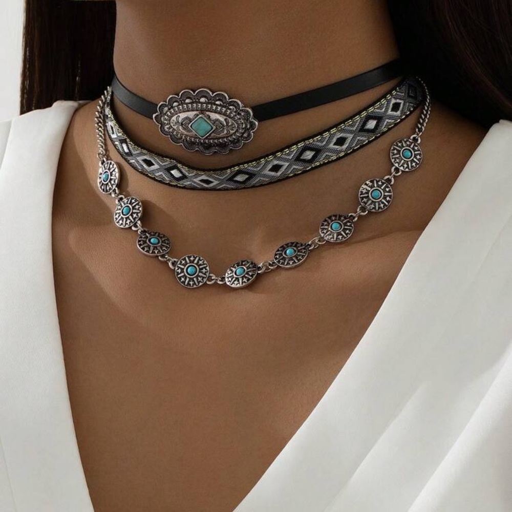 3pcs Vintage Western Style Turquoise Beaded Alloy Necklace Set,